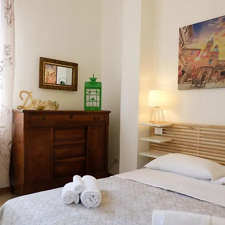 Guesthost - Marconi Airport Cozy Dream Flat Apartman Bologna