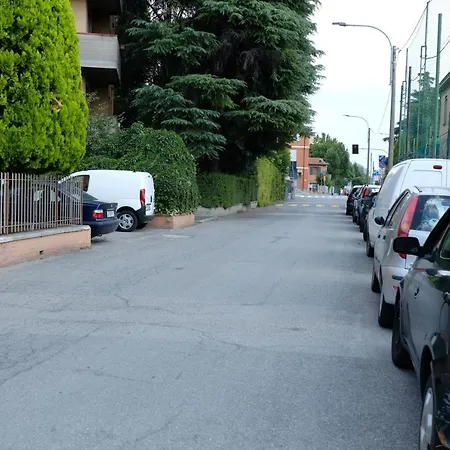 Guesthost - Marconi Airport Cozy Dream Flat Apartman Bologna