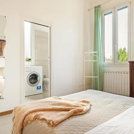 Guesthost - Marconi Airport Cozy Dream Flat Apartment