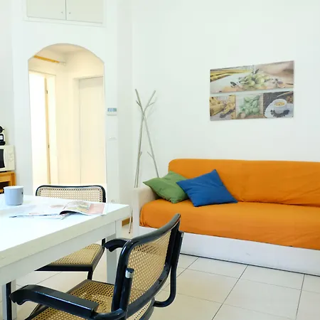 Apartman Guesthost - Marconi Airport Cozy Dream Flat *