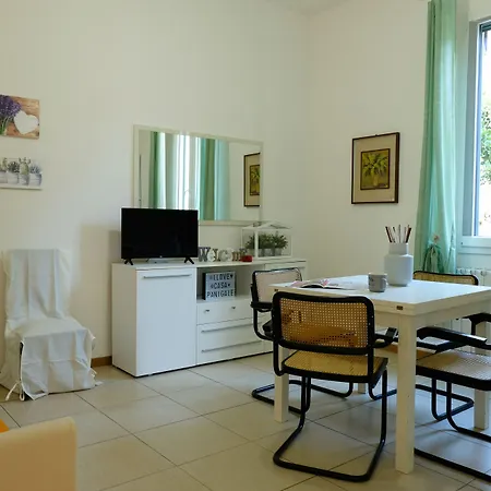 Guesthost - Marconi Airport Cozy Dream Flat Boloňa