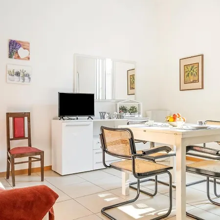 Apartman Guesthost - Marconi Airport Cozy Dream Flat *