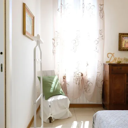 Guesthost - Marconi Airport Cozy Dream Flat Apartamento Bolonia